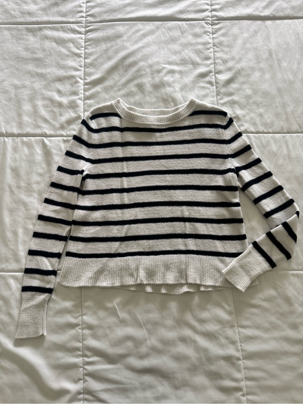 Banana Republic Black & Cream Striped Crewneck Sweater